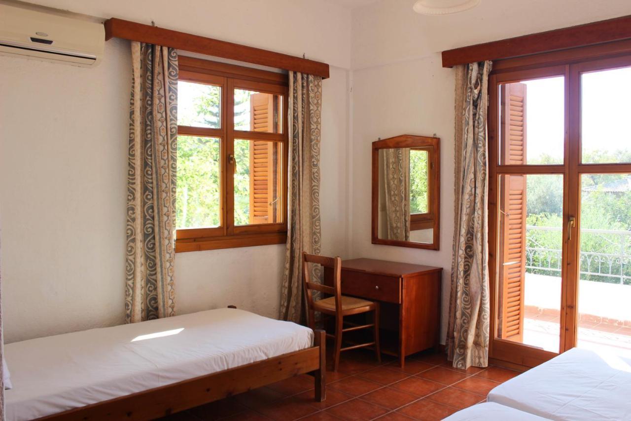 Minas Villa Stoupa Bagian luar foto
